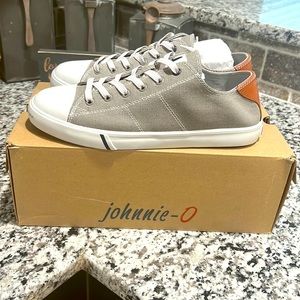 NIB Johnnie-O Sailaway Gray Sneaker
